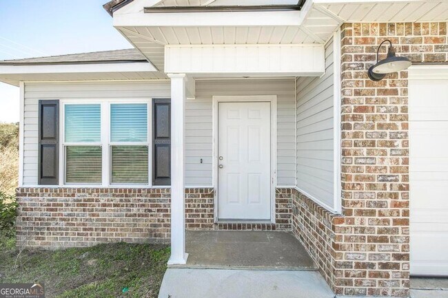 Building Photo - 101 Shasta Dr