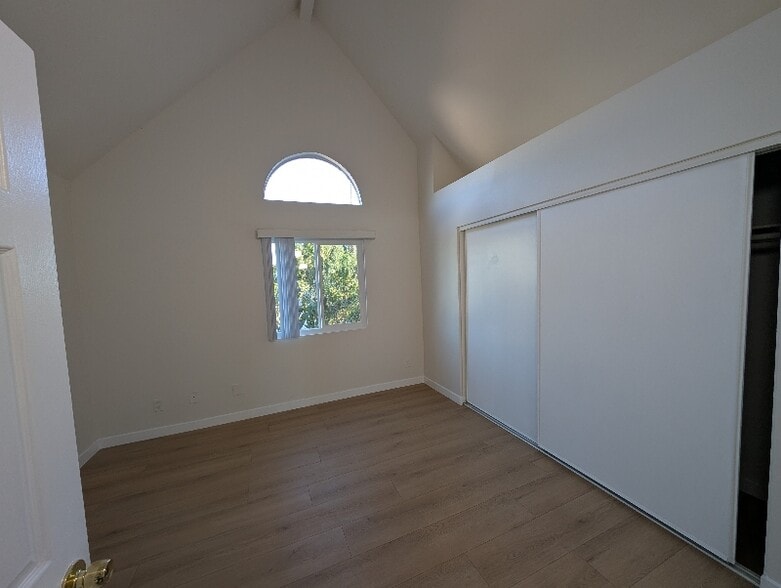 Building Photo - 14249 Friar St