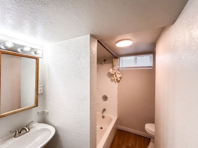 Building Photo - Spacious 5-Bedroom Home with Lofted Garage