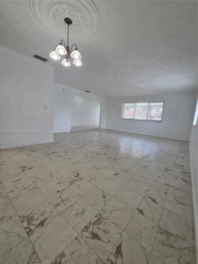 Building Photo - 10725 NW 8th Ave