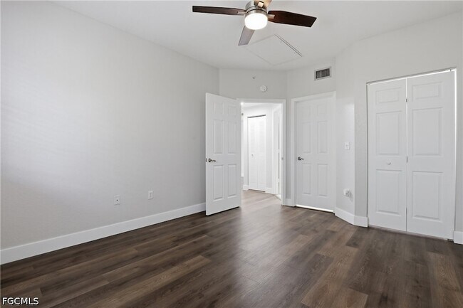 Building Photo - 6321 Aragon Way