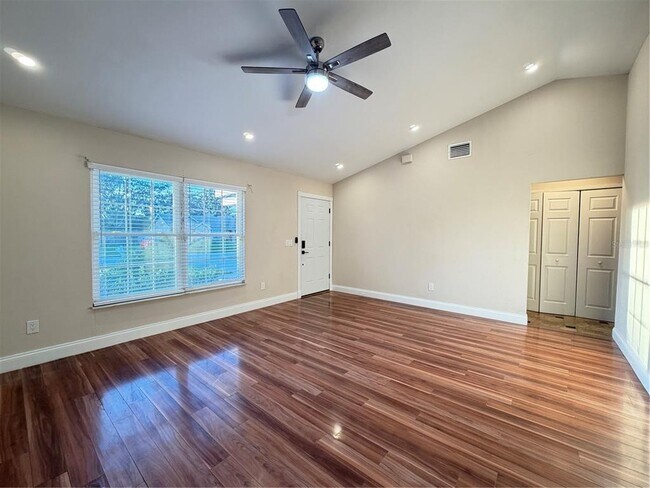 Building Photo - 221 Dempsey Way