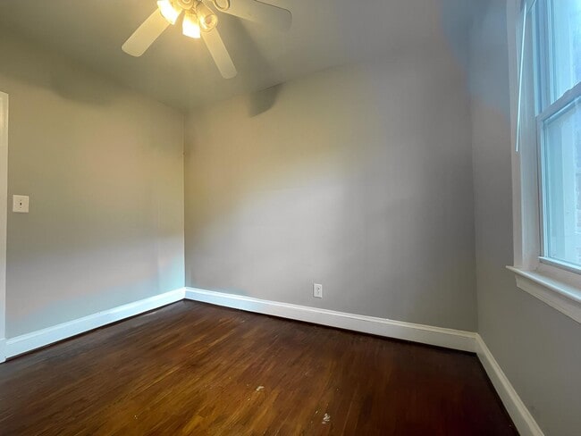 Building Photo - 4023 9th St NE