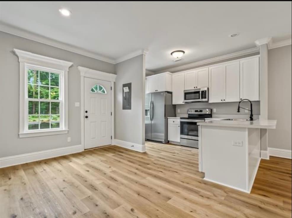 Building Photo - 10 Old Courthouse Way