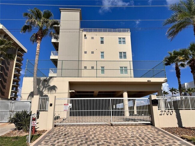 Primary Photo - 31 Gulf Blvd