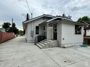 Building Photo - Beautiful Furnished Home in Downtown CDA