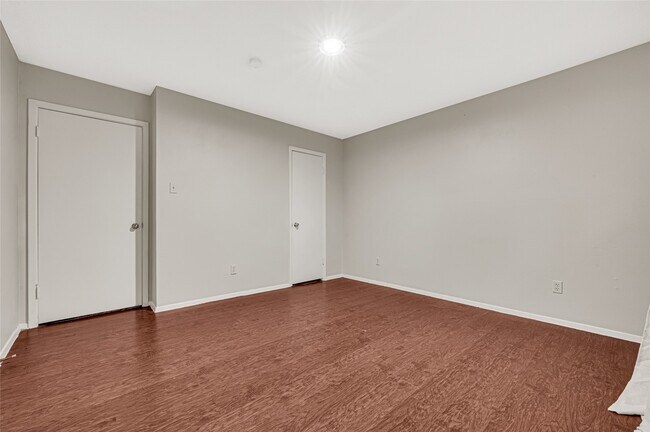 Building Photo - 11826 Oceanview St