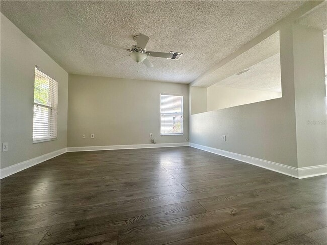 Building Photo - 224 Rona Ln