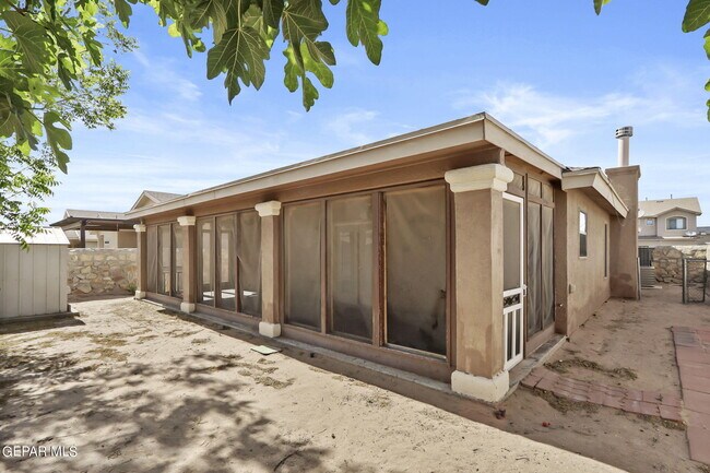 Building Photo - 14438 Miguel Terrazas Dr