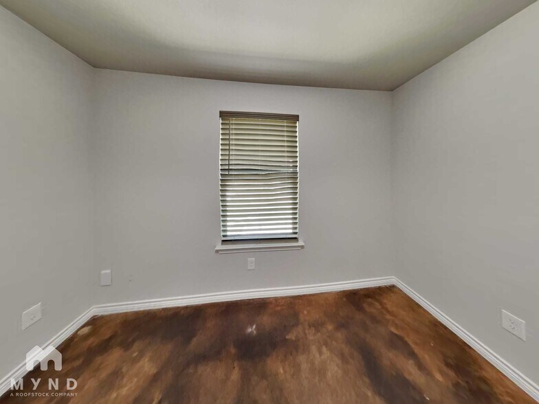 Building Photo - 2714 San Gabriel Dr