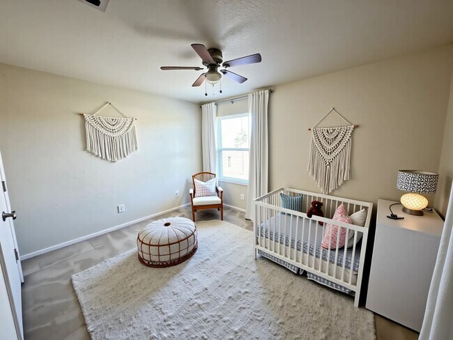 Building Photo - 3301 Bull Run Dr