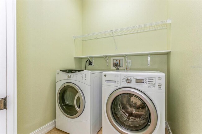 Building Photo - 10426 La Mirage Ct