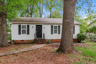 Building Photo - 617 Gentle Breeze Dr