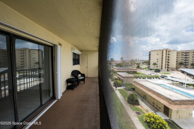 Building Photo - 500 Palm Springs Blvd