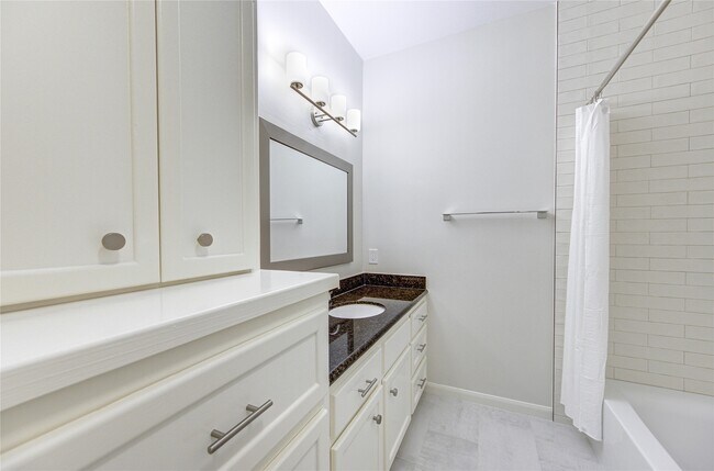 Building Photo - 14207 Stokesmount Dr