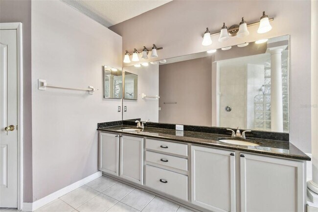 Building Photo - 5529 Winhawk Way
