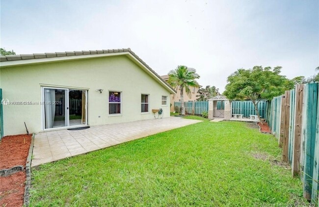 Building Photo - 20421 SW 1st St