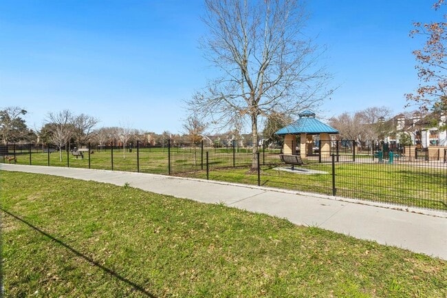 Building Photo - 12926 Pale Ivy Ln