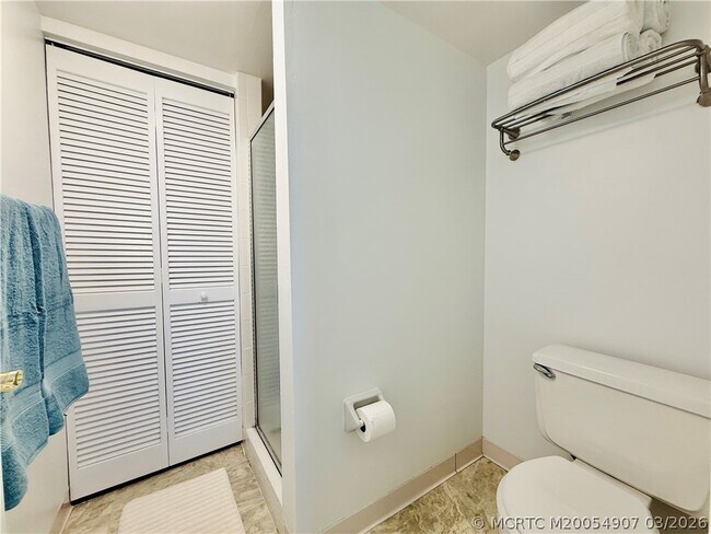 Building Photo - 7410 S Ocean Dr