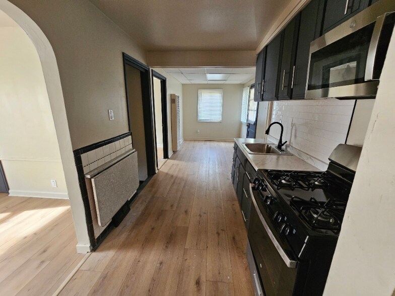 Building Photo - 6207 Fay Dr
