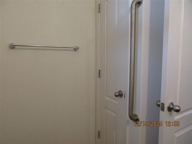 Building Photo - 3230 Stratton Cir