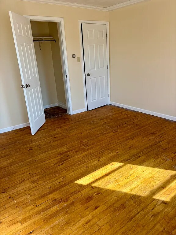 Building Photo - 192 Front St