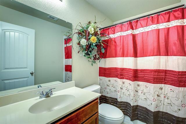 Building Photo - 1048 Decker Dr