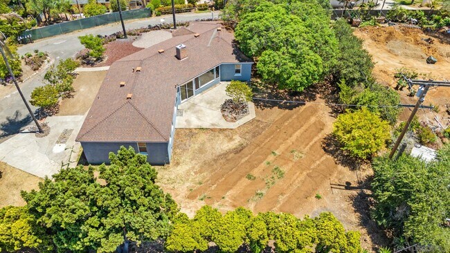 Building Photo - 2530 Pruett Dr