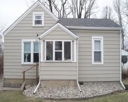 Primary Photo - 2 br, 1 bath House - 922 6th St.