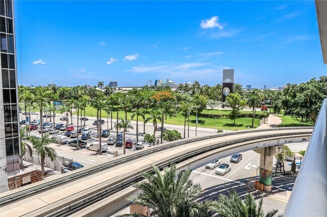 Building Photo - 50 Biscayne Blvd