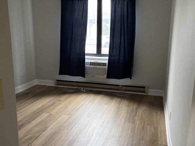 Building Photo - 9074 W Terrace Dr