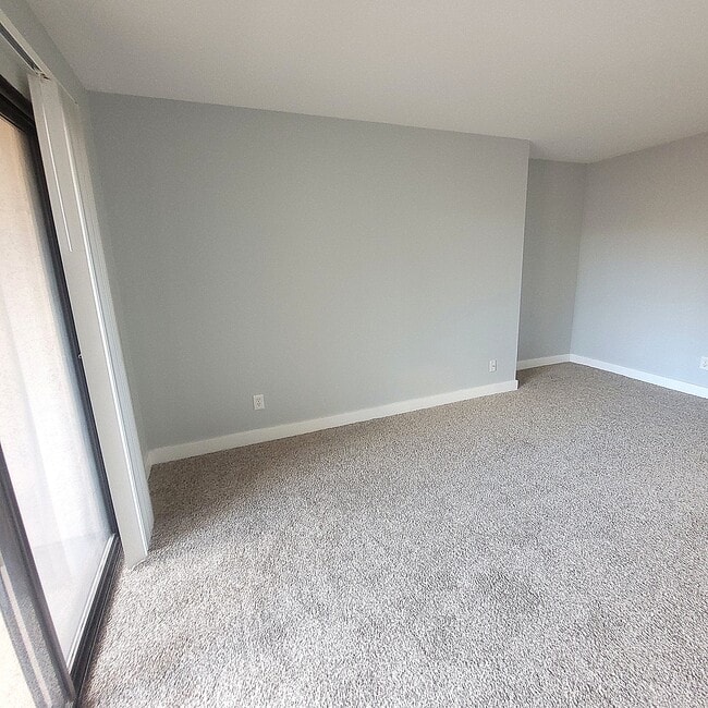 Building Photo - 3131 W Cochise Dr