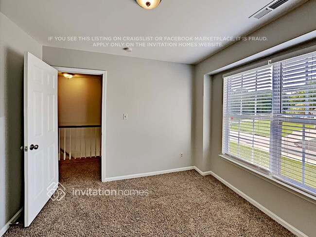 Building Photo - 4601 Falcon Chase Dr SW