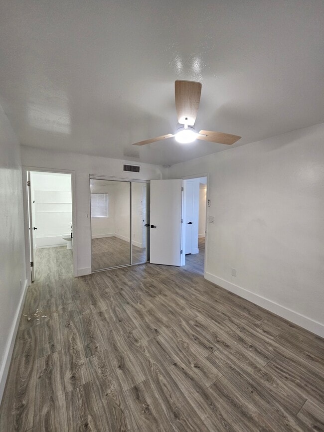 Building Photo - Apache Road Apartments