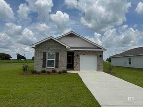 Building Photo - 19130 Treehill Ln