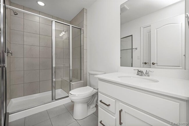 Building Photo - 43071 Atwood Ave