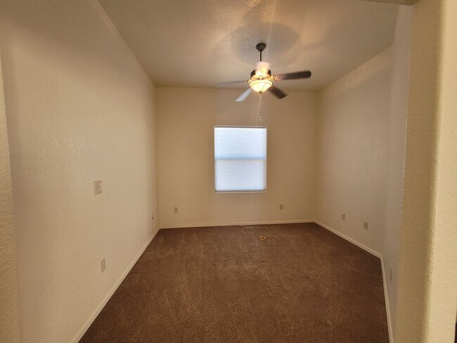 Building Photo - Spacious Home in Del Prado with pool access