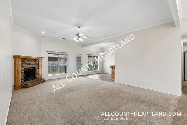 Building Photo - 17025 Canyonwood Ln