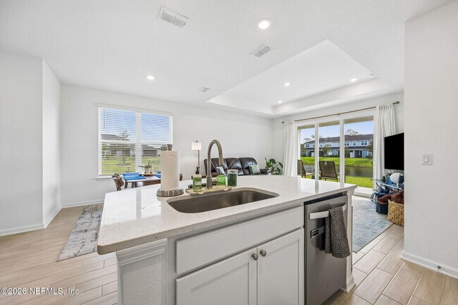 Building Photo - 149 Silver Myrtle Ct