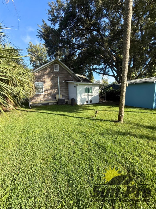 Building Photo - 136 W Pine Bluff St