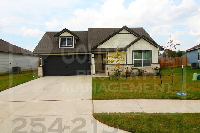 Building Photo - 1704 Cedrus Dr