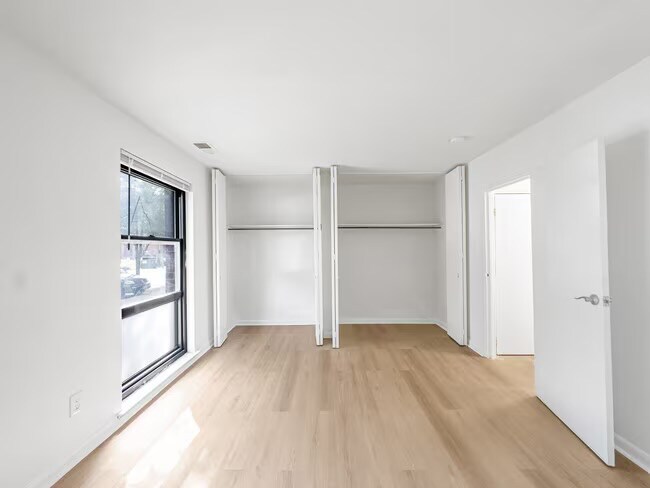 Building Photo - 1405 Veterans Hwy