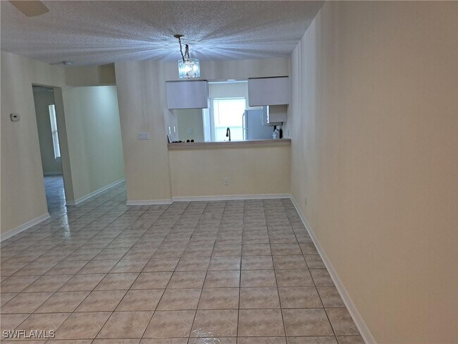 Building Photo - 251 Quail Forest Blvd