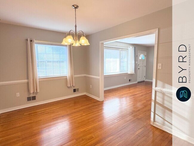 Building Photo - 5000 Jessup Rd