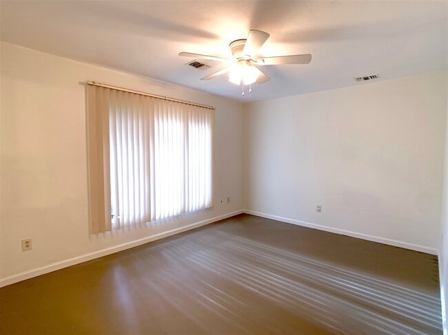 Building Photo - 2810 Kilkierane Dr