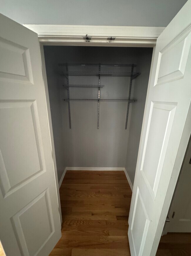 Building Photo - 1900 N Laramie Ave