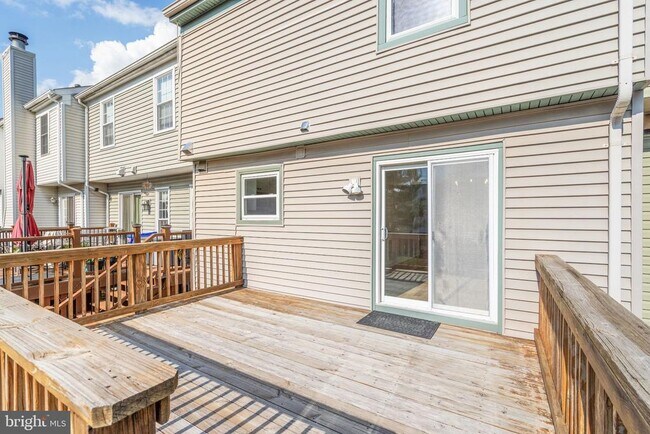 Building Photo - 13466 Foxlease Ct