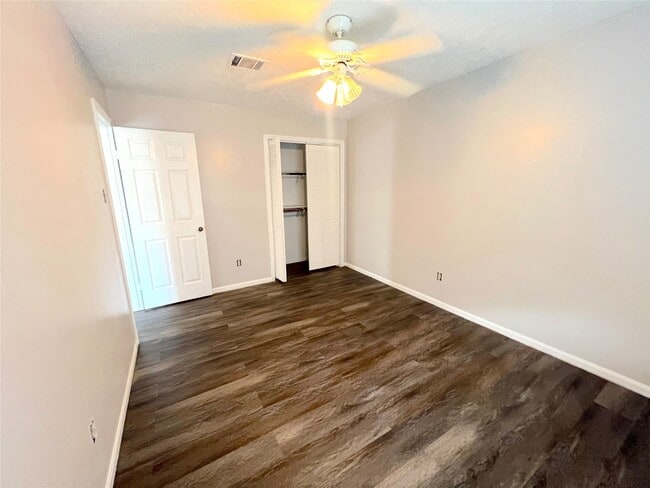 Building Photo - 819 Buckeye Pl