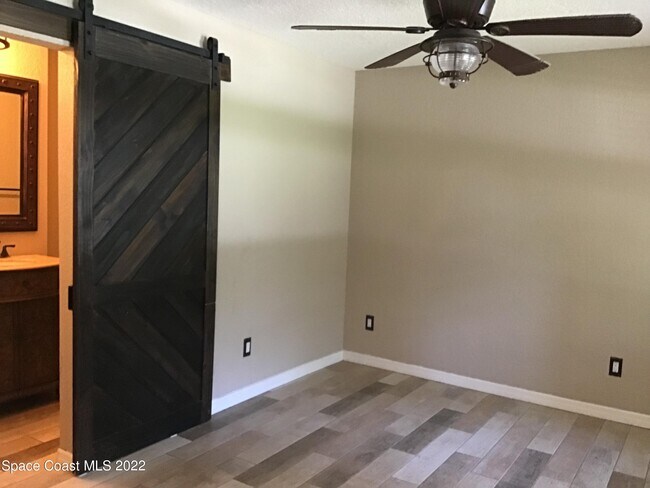 Building Photo - 2859 Kingston Ln