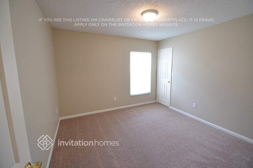 Building Photo - 8803 Hampden Dr